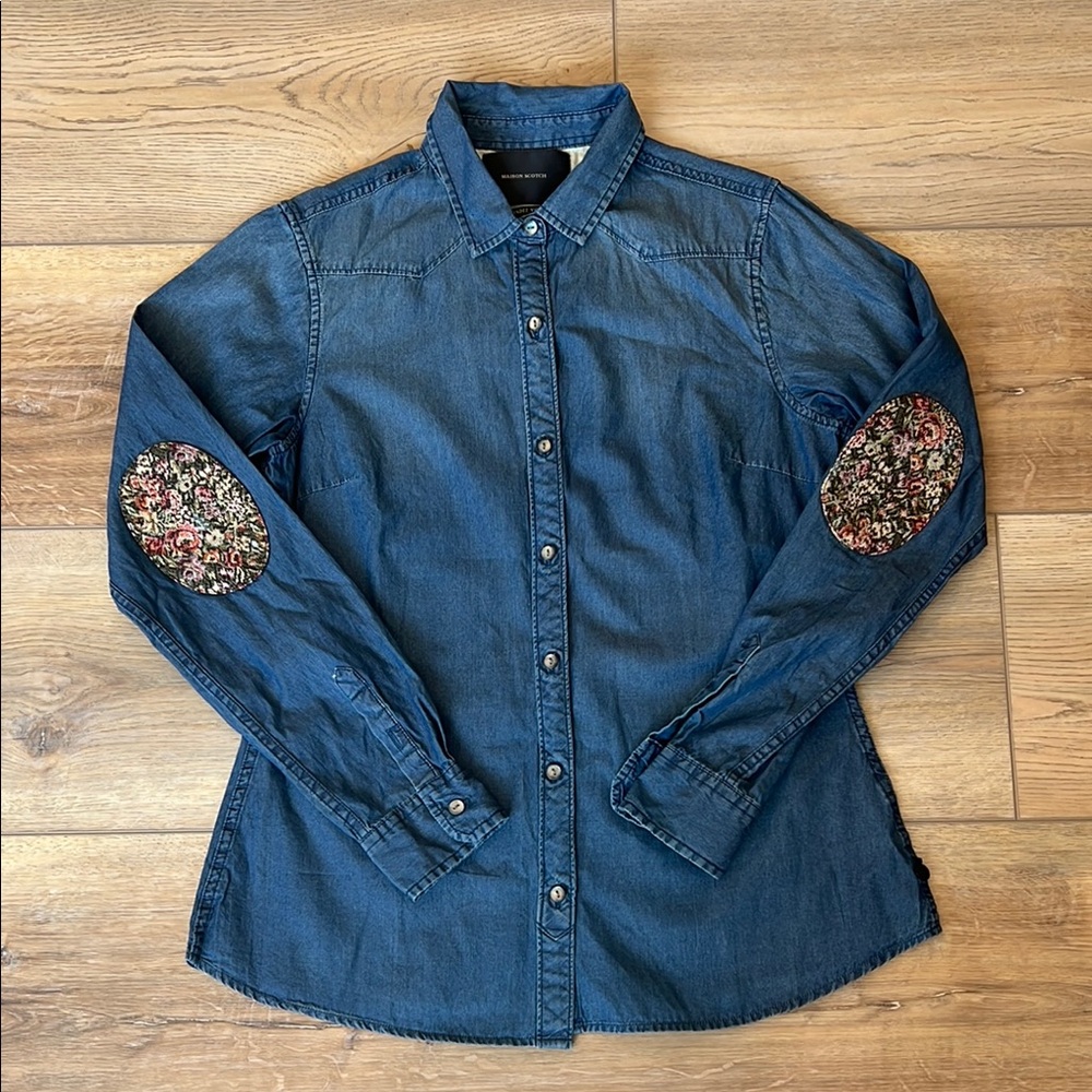 BNWT Scotch & Soda Blue Button Down Shirt with Floral Patches